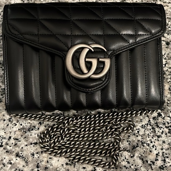 Gucci GG Marmont Mini Bag Black Leather Wallet On Chain - Picture 1 of 4